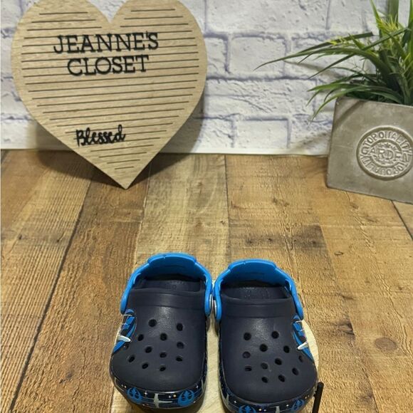 CROCS Star Wars Shoes Children C7 Kids Blue Clog Light Luke Skywalker Saber Rare - Picture 4 of 10